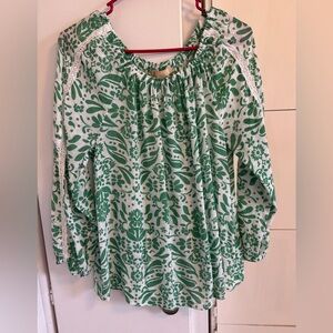 Elegant Green Patterned Women's Blouse